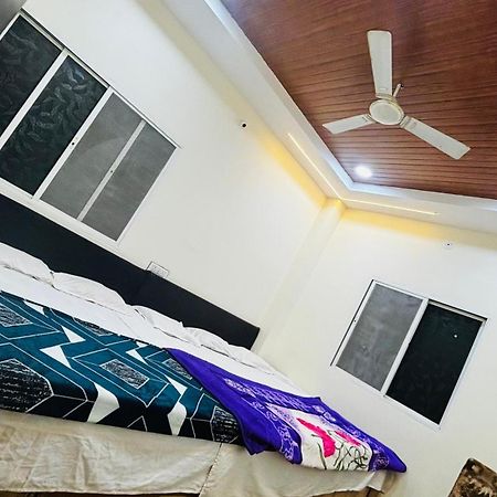 Hotel Shreenidhi Comfort Stay Ujjain Buitenkant foto