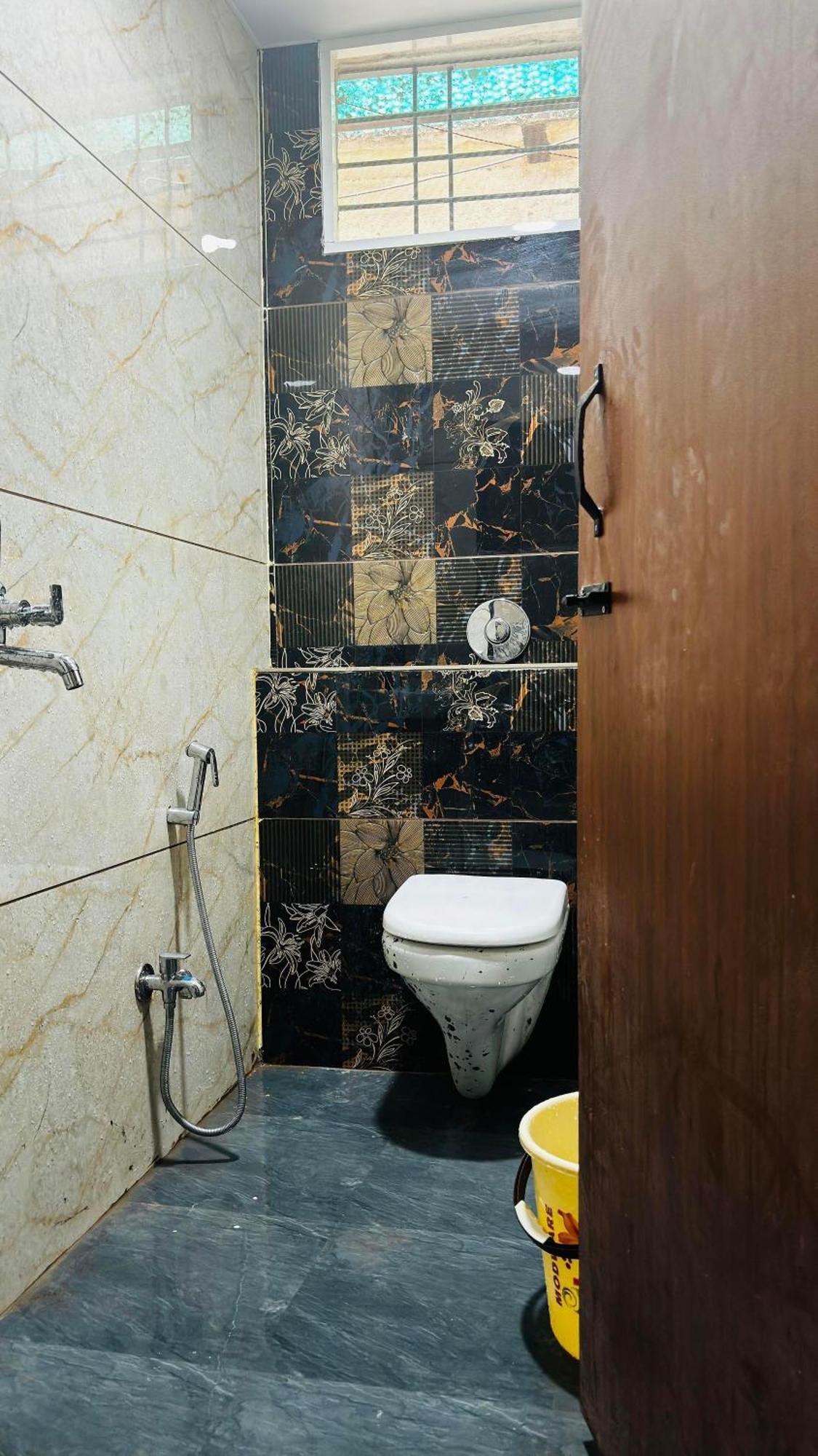 Hotel Shreenidhi Comfort Stay Ujjain Buitenkant foto